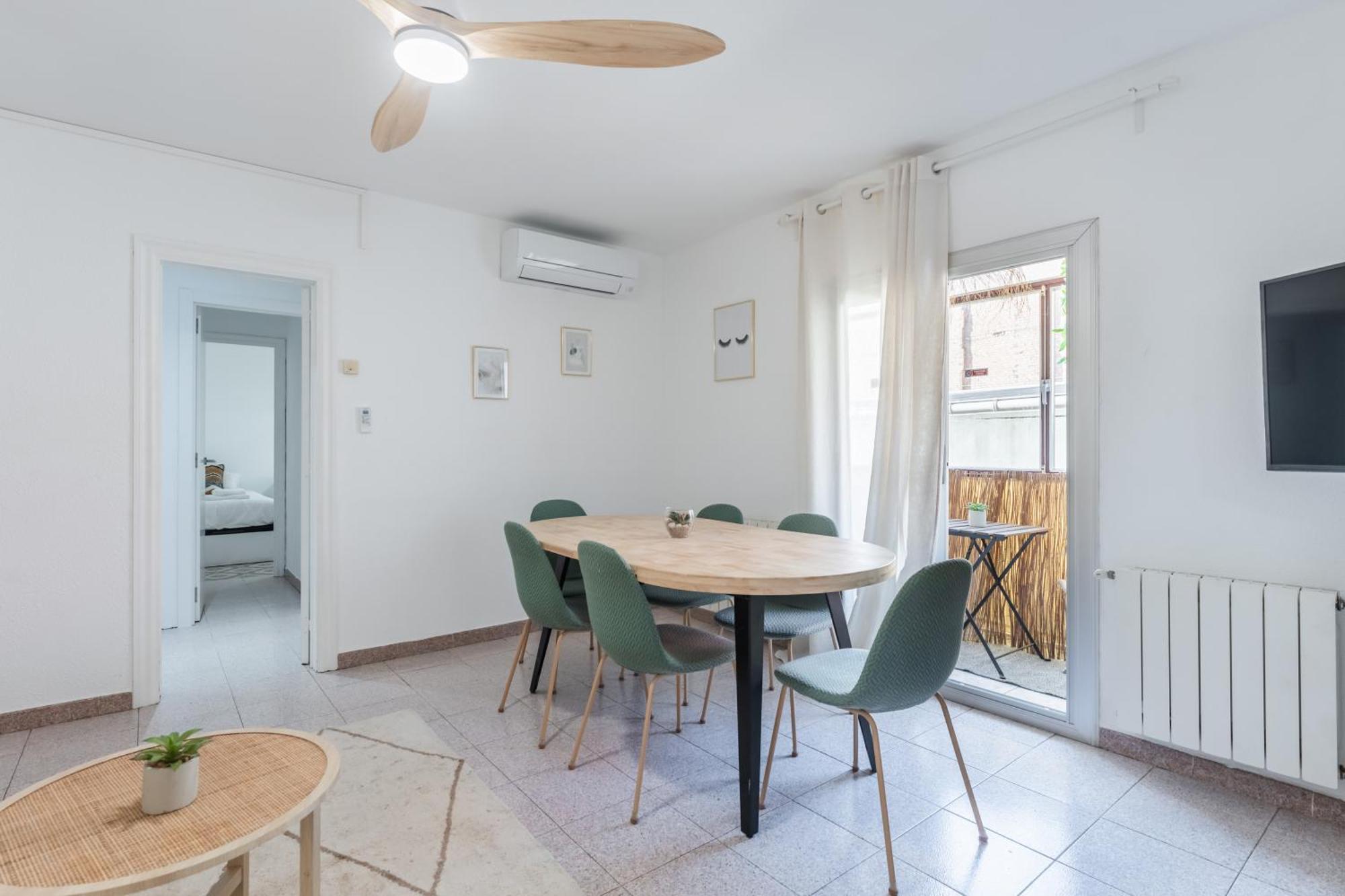 Feel Welcome Barcelona 10 Cornellà de Llobregat Eksteriør bilde
