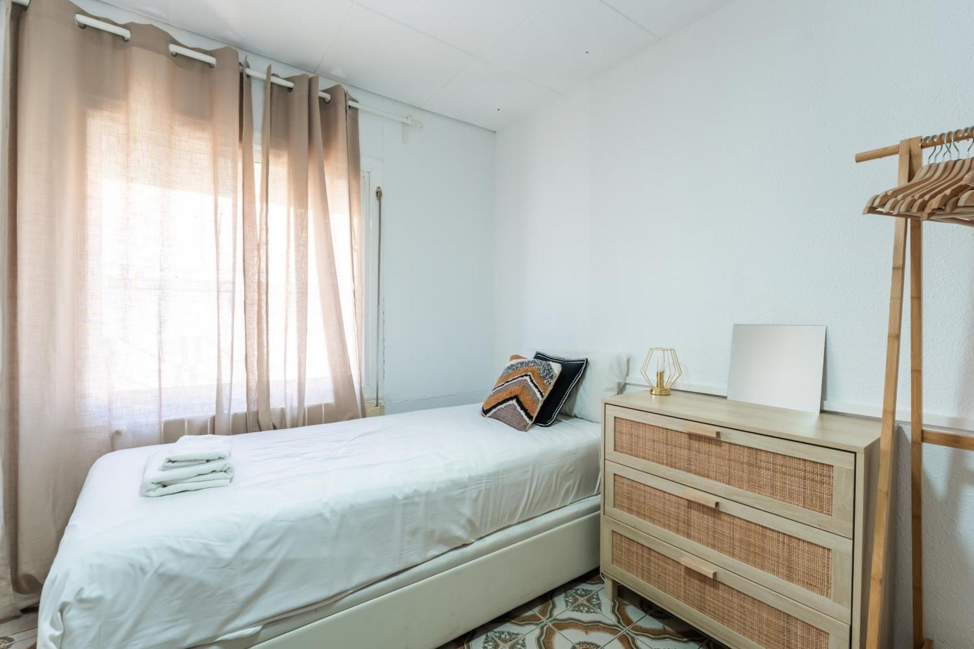 Feel Welcome Barcelona 10 Cornellà de Llobregat Eksteriør bilde